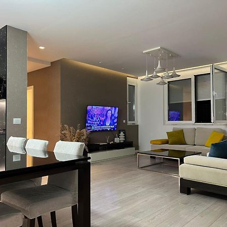 Апартаменты Tirana Loft Living Экстерьер фото