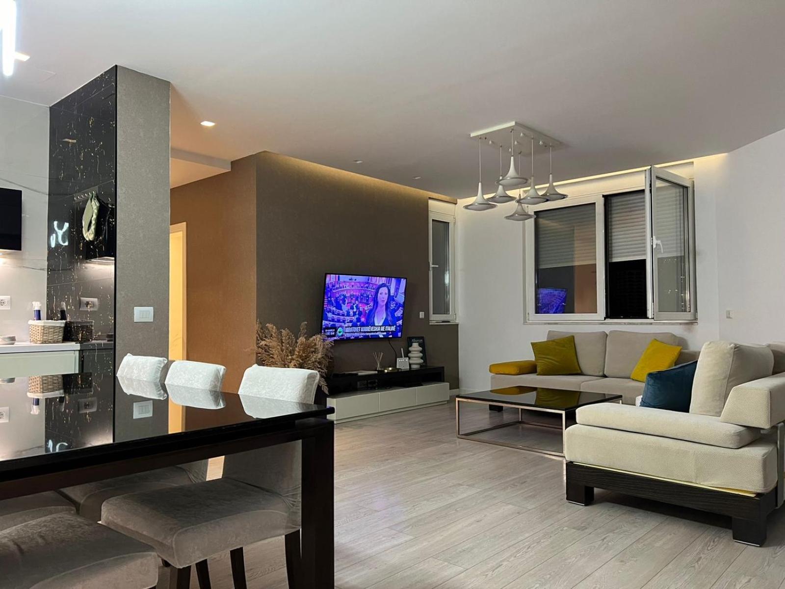 Апартаменты Tirana Loft Living Экстерьер фото