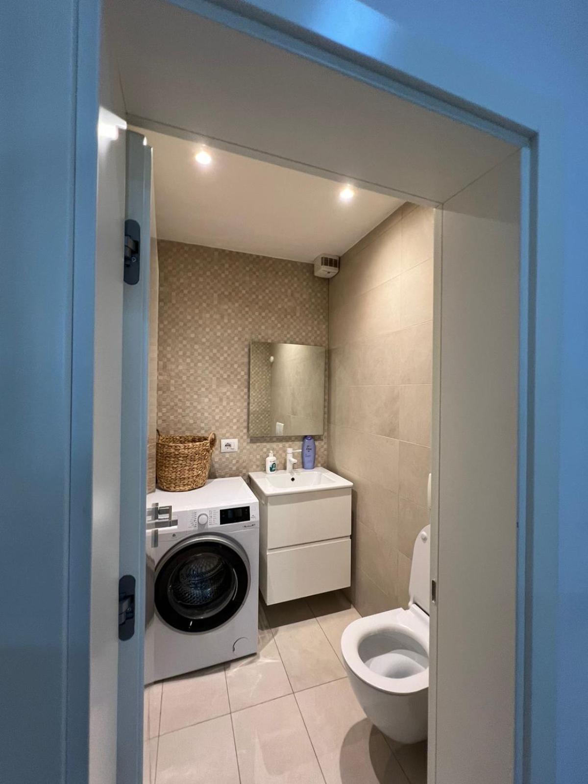 Апартаменты Tirana Loft Living Экстерьер фото