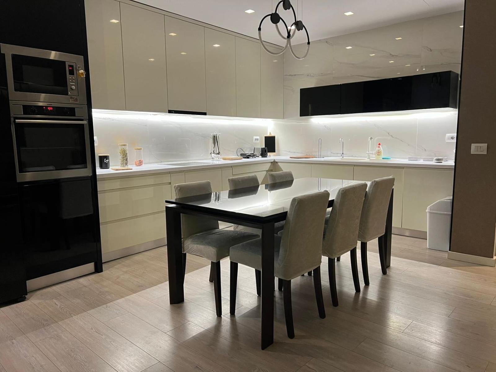 Апартаменты Tirana Loft Living Экстерьер фото